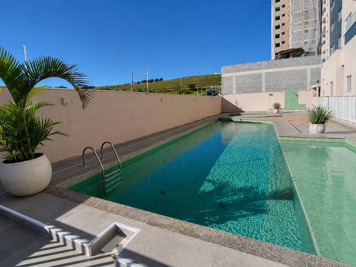 Piscina adulto e infantil